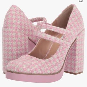 Steve Madden Twice Pumps